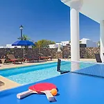Vila Valdes Puerto del Carmen (Lanzarote)